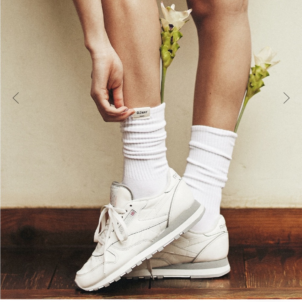 White Slouch Crew Socks - Classic Women’s Hosiery